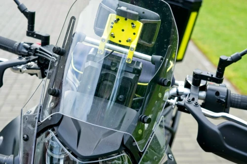 Regulacja wysokości szyby Yamaha Tenere 700
