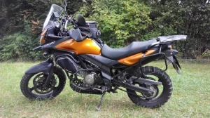 Stelaże kufrów bocznych Suzuki V-Strom 650